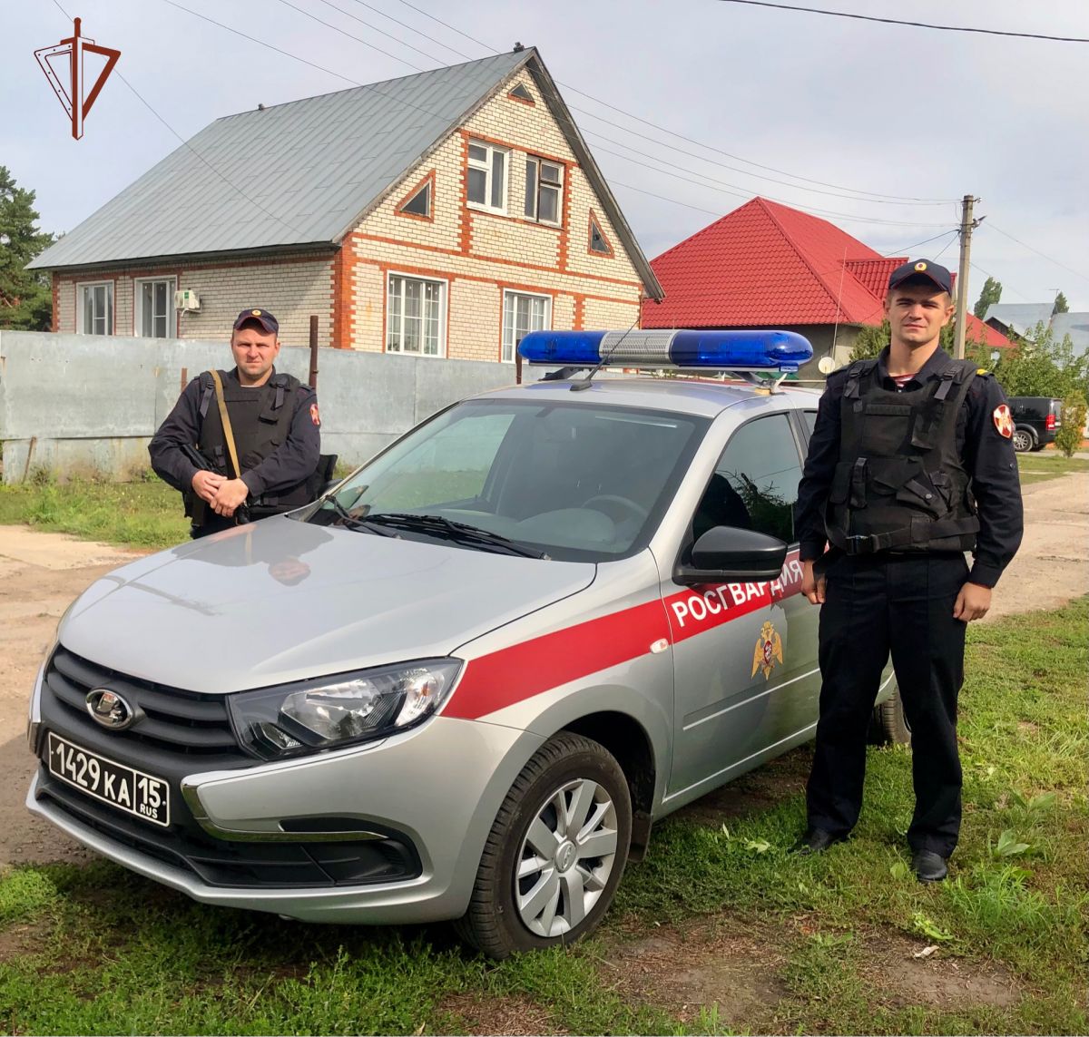 В Рассказово росгвардейцы спасли ребёнка из задымленного дома | 08.09.2021  | Тамбов - БезФормата