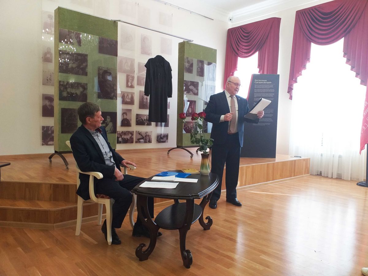 В Музейно-выставочном центре Тамбовской области прошла презентация новой книги Николая Шмырева